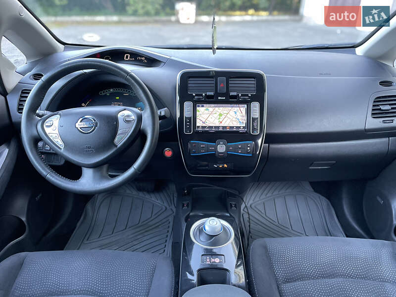 Хэтчбек Nissan Leaf 2016 в Черкассах