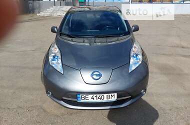 Хэтчбек Nissan Leaf 2014 в Николаеве