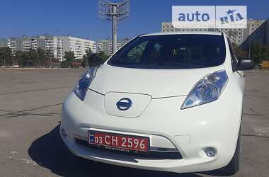 Хетчбек Nissan Leaf 2013 в Запоріжжі