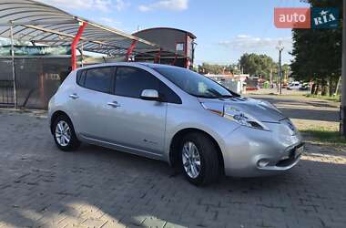 Хэтчбек Nissan Leaf 2013 в Черновцах