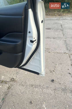 Хэтчбек Nissan Leaf 2013 в 