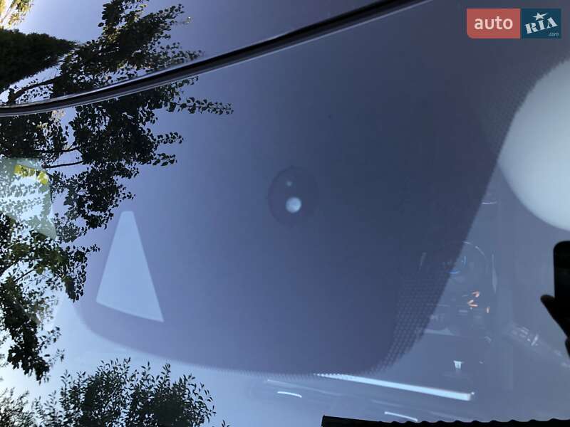 Хэтчбек Nissan Leaf 2018 в Черновцах