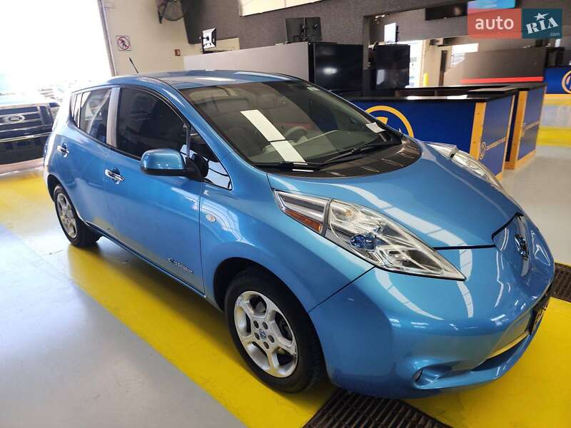 Nissan Leaf 2011