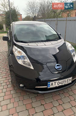 Хетчбек Nissan Leaf 2014 в Івано-Франківську