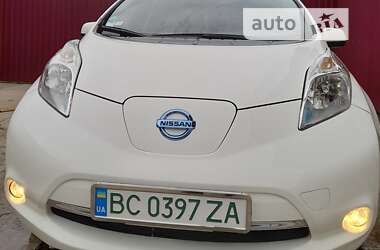 Хетчбек Nissan Leaf 2016 в Новому Розділі