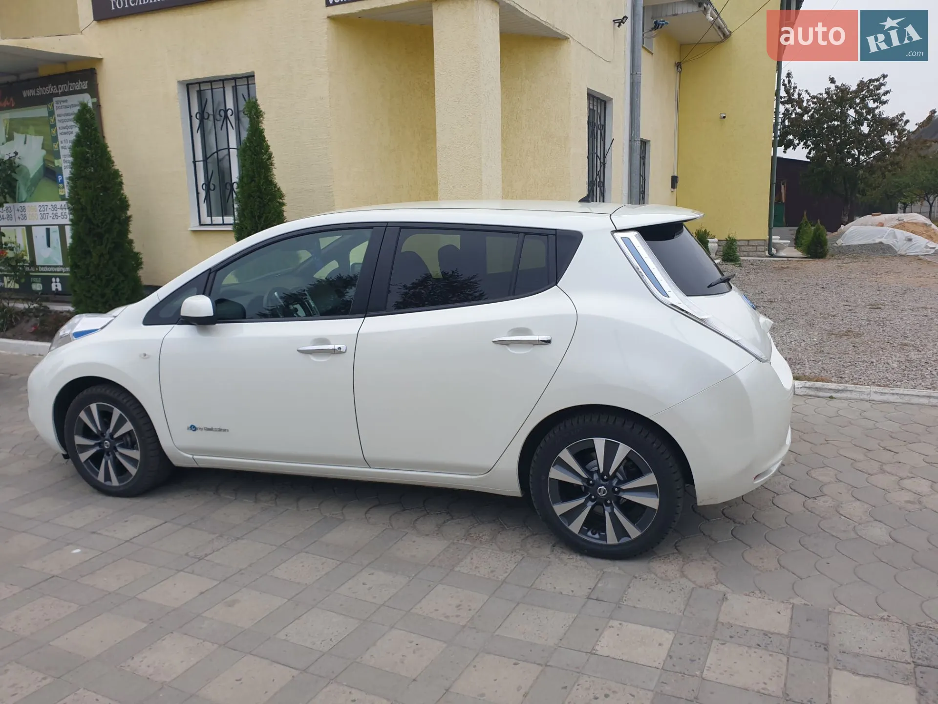 2017 Nissan Leaf - мініатюра 6