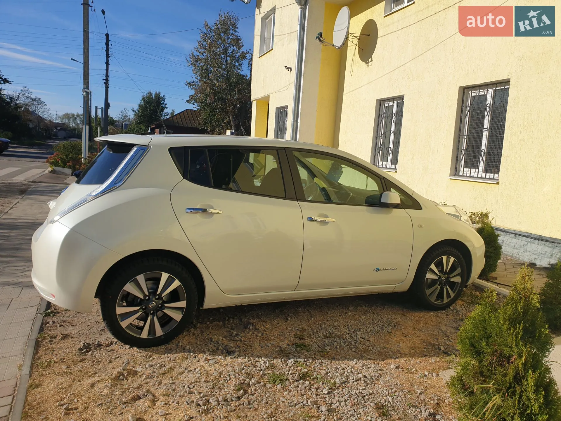 2017 Nissan Leaf - мініатюра 45