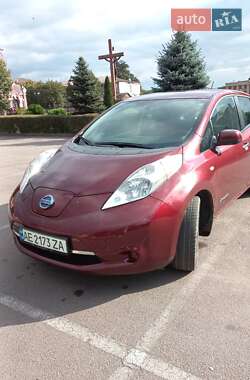 Хетчбек Nissan Leaf 2017 в Кам'янському