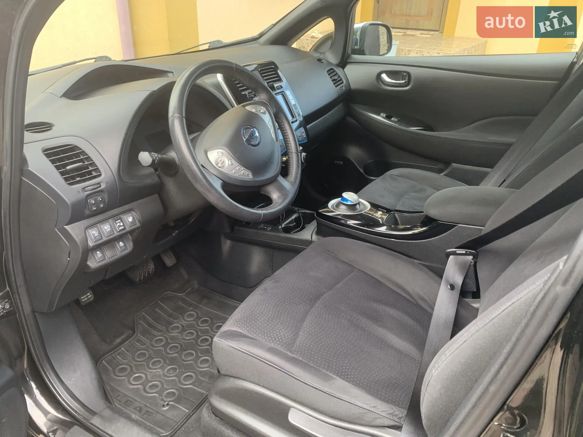 2014 Nissan Leaf - мініатюра 11