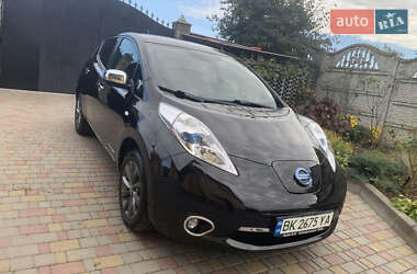 Хетчбек Nissan Leaf 2014 в Рівному