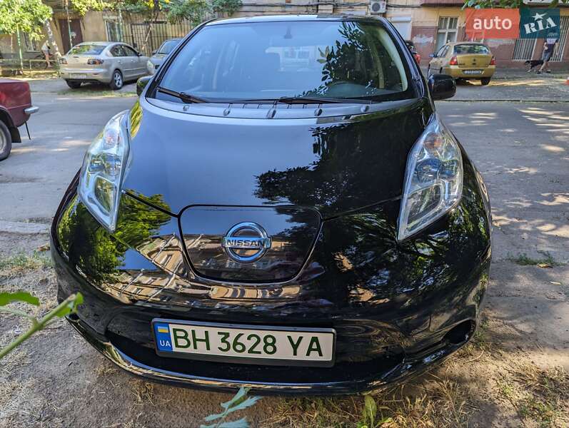Хетчбек Nissan Leaf 2015 в Одесі фото 12 Хетчбек Nissan Leaf 2015 в Одесі