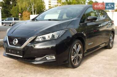 Хэтчбек Nissan Leaf 2018 в Львове