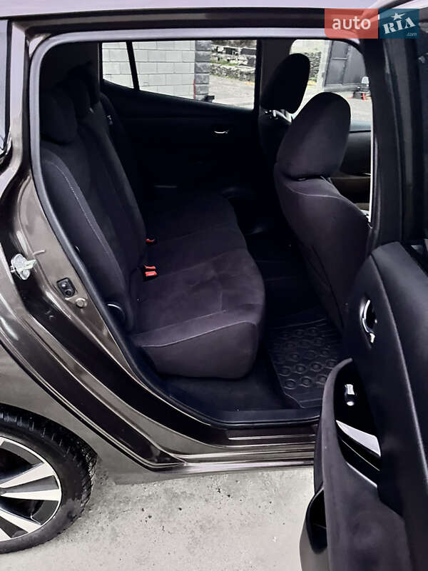 Хетчбек Nissan Leaf 2016 в Костопілі