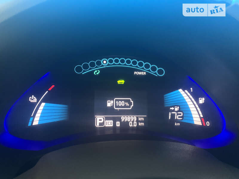 Хэтчбек Nissan Leaf 2013 в Запорожье