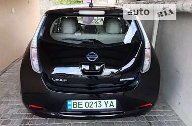 Хетчбек Nissan Leaf 2012 в Южноукраїнську