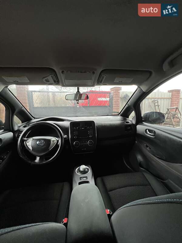 Хэтчбек Nissan Leaf 2013 в Лозовой фото 34 Хэтчбек Nissan Leaf 2013 в Лозовой