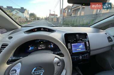 Хэтчбек Nissan Leaf 2013 в Киеве