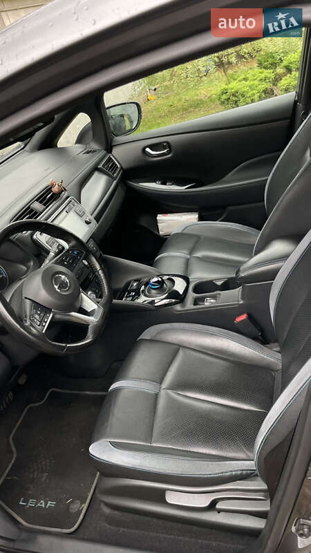 Хетчбек Nissan Leaf 2018 в Львові