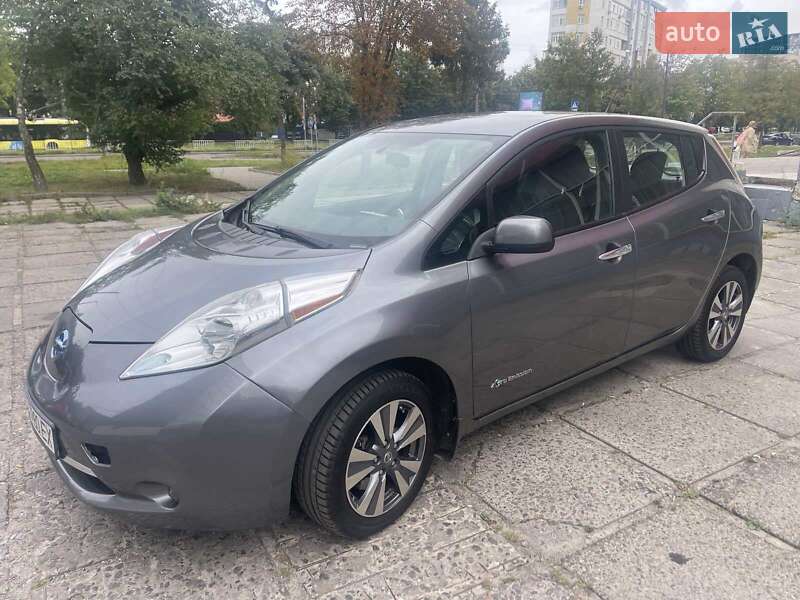 Хетчбек Nissan Leaf 2014 в Львові фото 2 Хетчбек Nissan Leaf 2014 в Львові