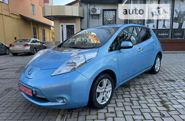 Хетчбек Nissan Leaf 2016 в Кам'янець-Подільському