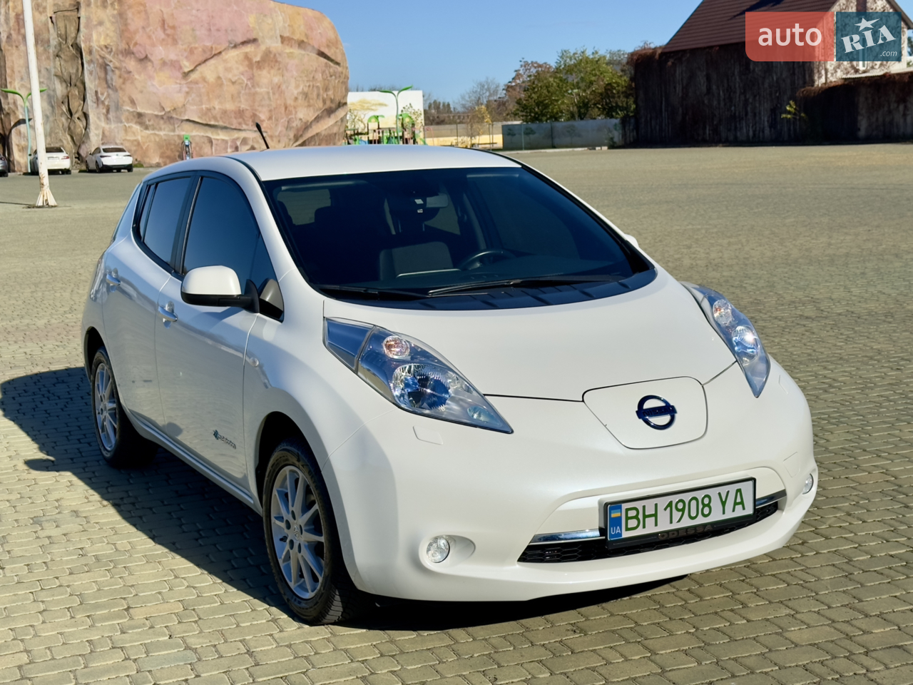 2013 Nissan Leaf - мініатюра 14