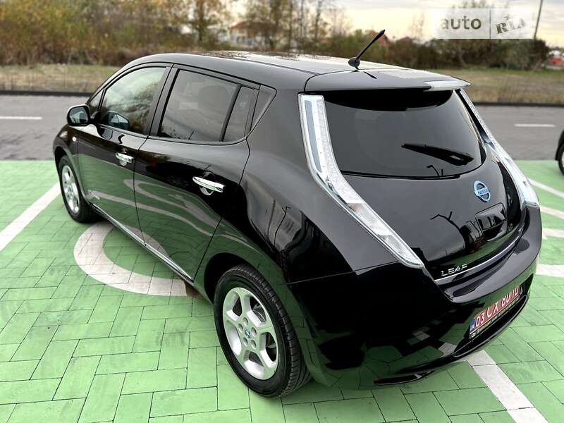 Хэтчбек Nissan Leaf 2013 в Луцке