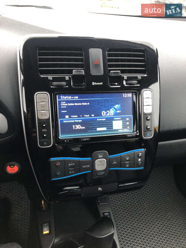 Хэтчбек Nissan Leaf 2014 в Житомире