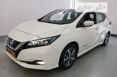 Хэтчбек Nissan Leaf 2020 в Ужгороде