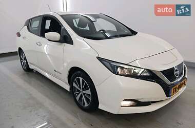 Хэтчбек Nissan Leaf 2020 в Ужгороде