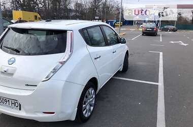 Хэтчбек Nissan Leaf 2014 в Киеве