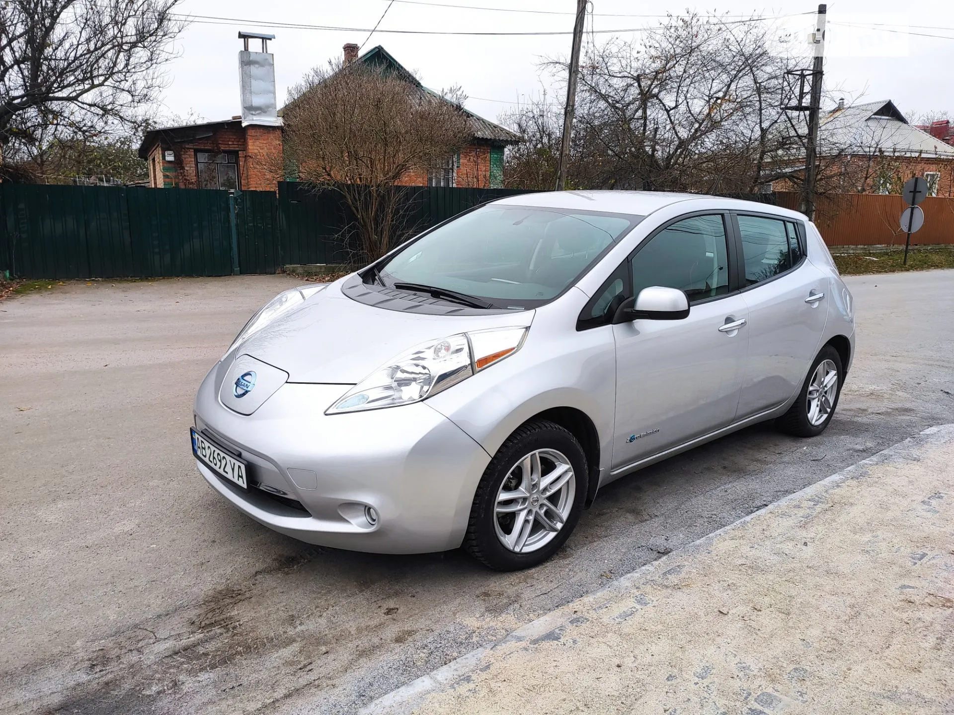 2016 Nissan Leaf - мініатюра 3