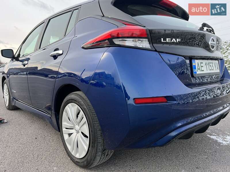 Хетчбек Nissan Leaf 2019 в Дніпрі