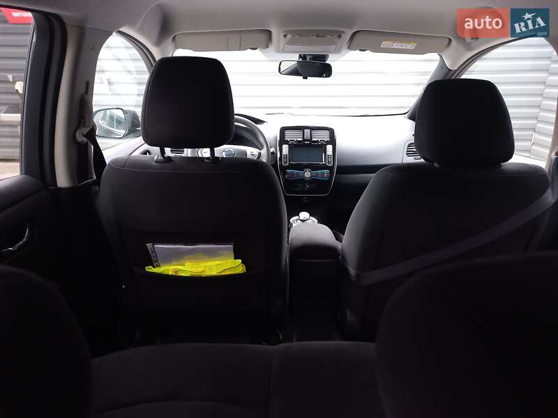 Хетчбек Nissan Leaf 2017 в Житомирі