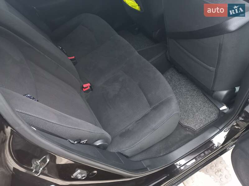 Хетчбек Nissan Leaf 2017 в Житомирі