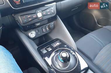 Хэтчбек Nissan Leaf 2018 в Могилев-Подольске