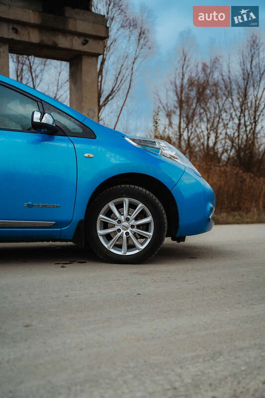 Хэтчбек Nissan Leaf 2013 в Львове фото 6 Хэтчбек Nissan Leaf 2013 в Львове