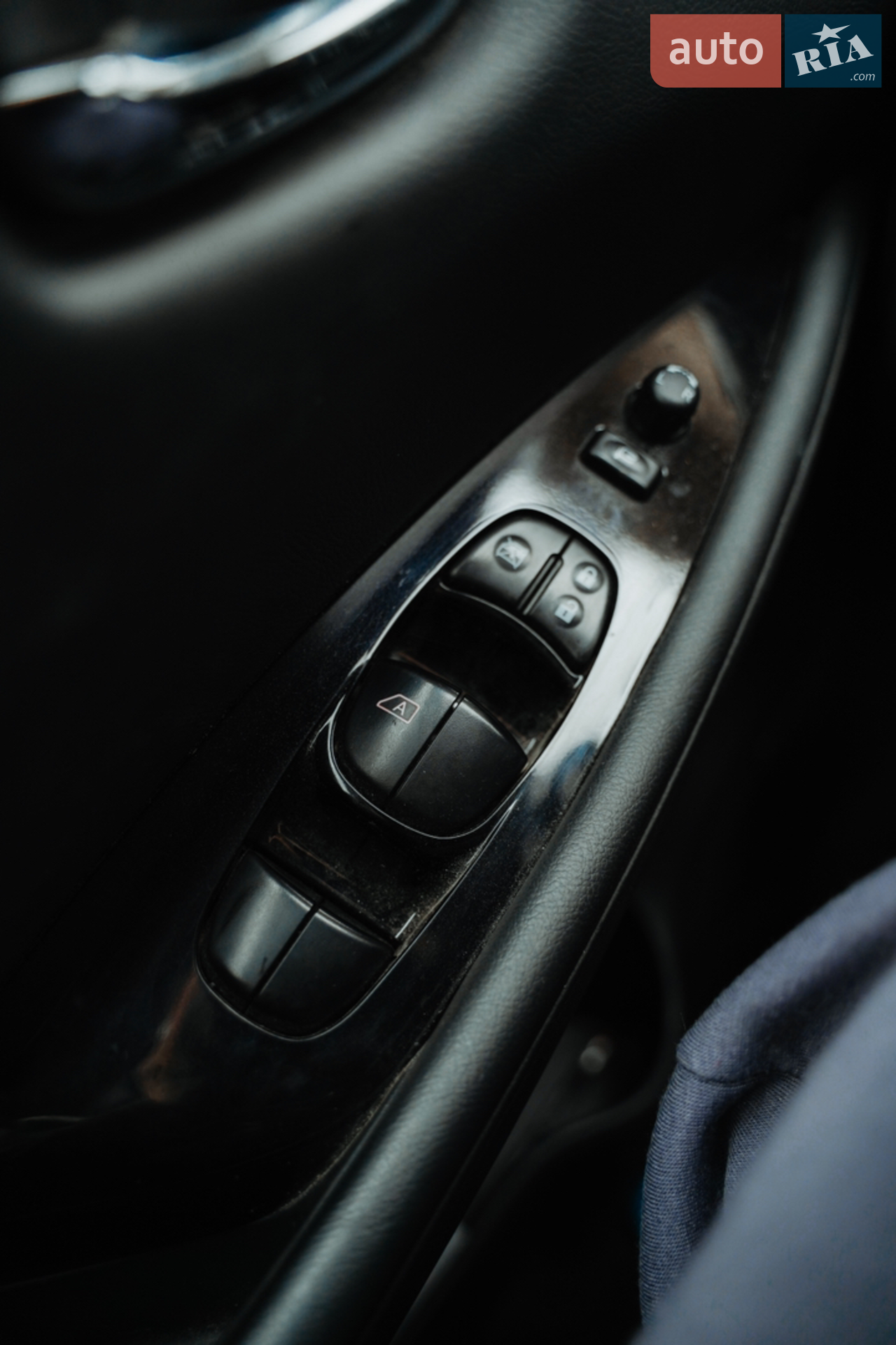 2013 Nissan Leaf - мініатюра 25
