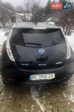 Хэтчбек Nissan Leaf 2013 в Львове