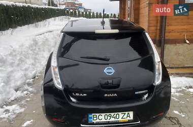 Хэтчбек Nissan Leaf 2013 в 