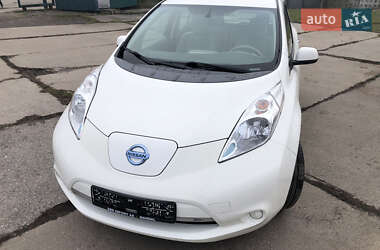 Хэтчбек Nissan Leaf 2016 в Ужгороде