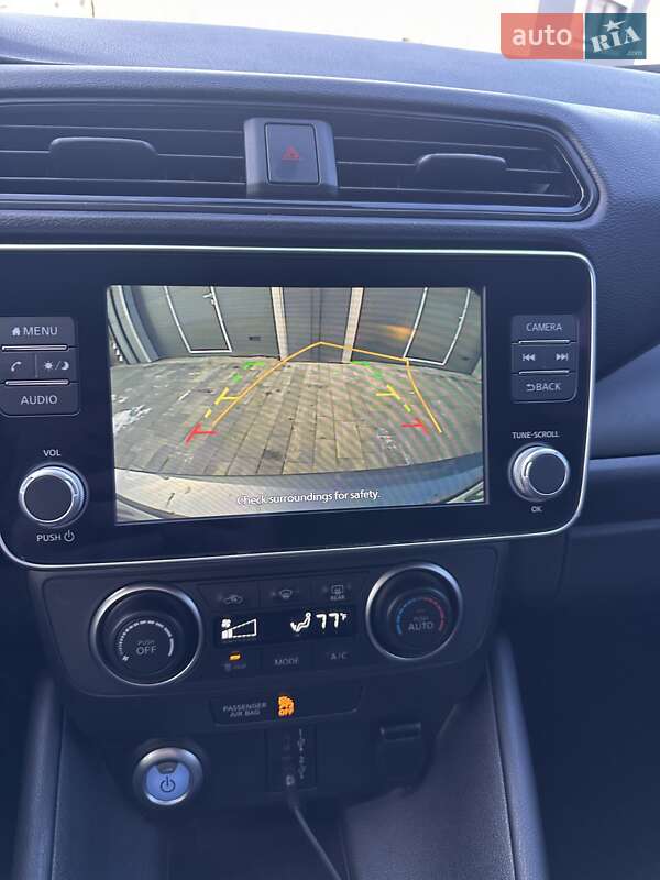 Хетчбек Nissan Leaf 2023 в Луцьку