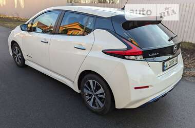 Хетчбек Nissan Leaf 2018 в Вінниці