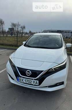 Хетчбек Nissan Leaf 2021 в Кам'янець-Подільському