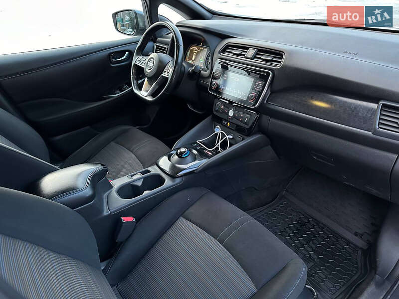 Хэтчбек Nissan Leaf 2018 в Харькове