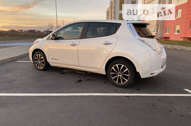 Хэтчбек Nissan Leaf 2013 в Виннице