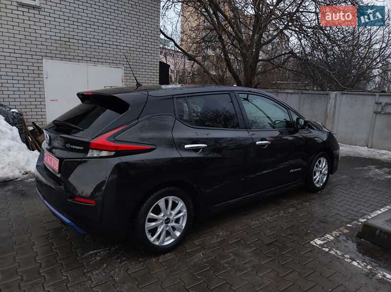 Хэтчбек Nissan Leaf 2018 в Житомире