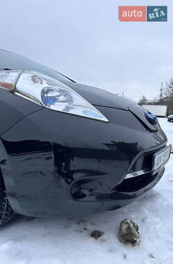 Хэтчбек Nissan Leaf 2014 в 