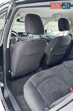 Хэтчбек Nissan Leaf 2014 в 