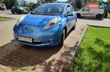 Хэтчбек Nissan Leaf 2014 в Ужгороде