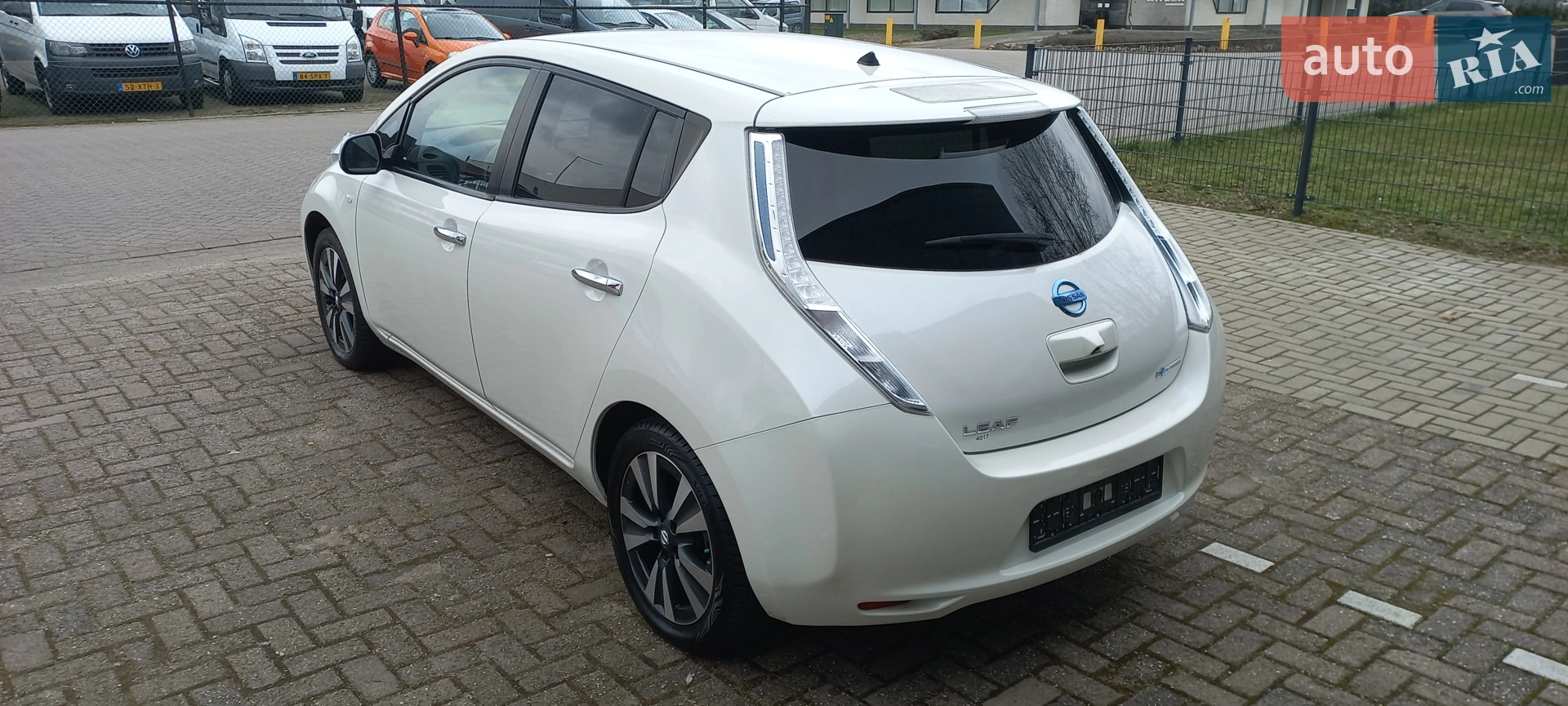 2016 Nissan Leaf - мініатюра 5